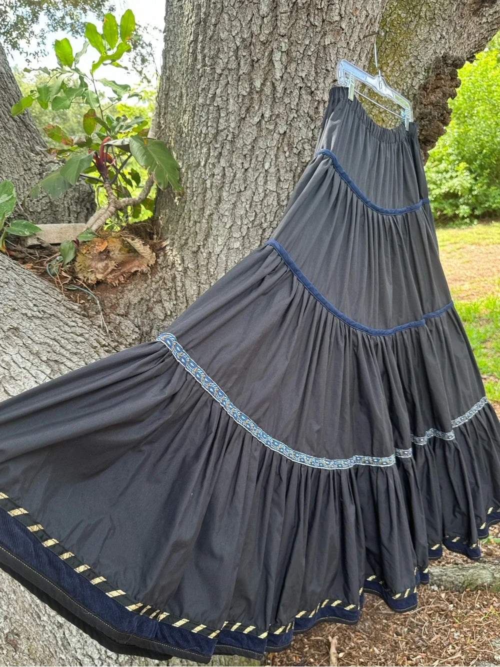 Moresca Carnival Black 5 Tiered Taffeta Maxi Skirt with Ribbon Trim.Size L - Picture 5 of 7